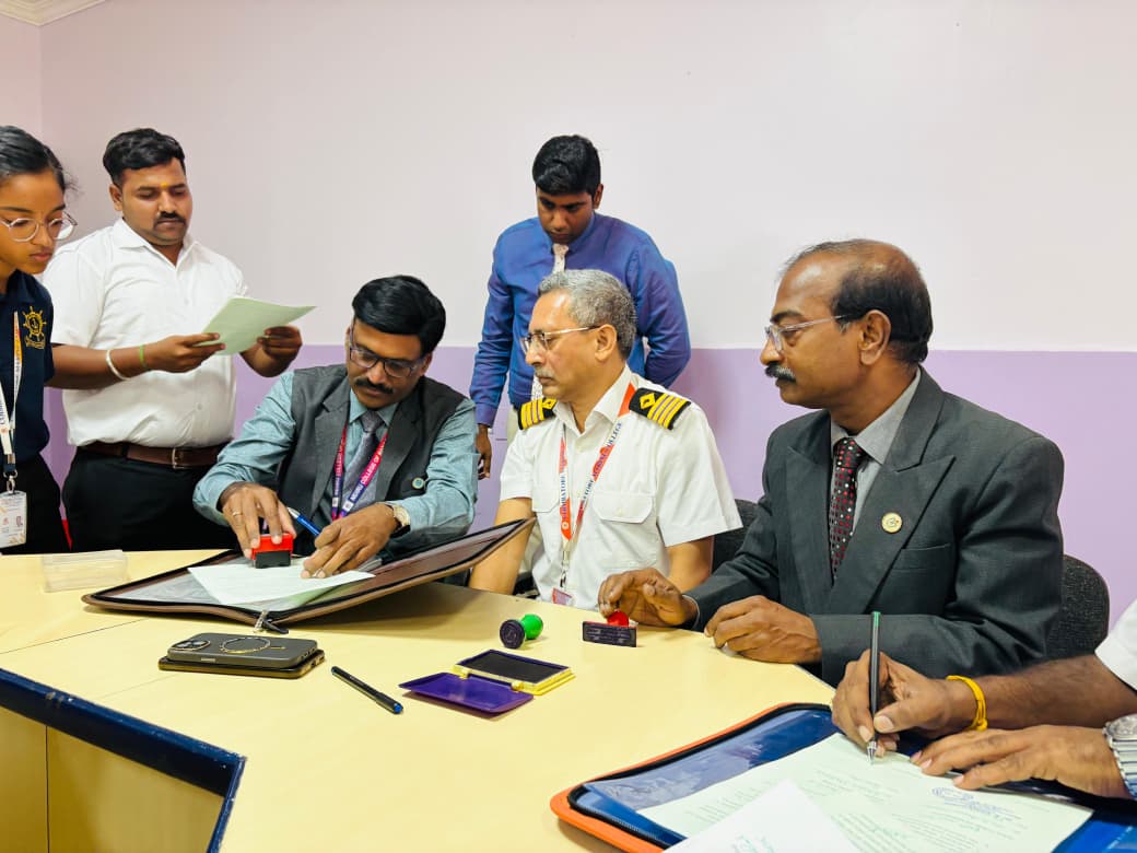 MOU SIGNING WITH NEHRU COLLEGE OF MANAGEMENT